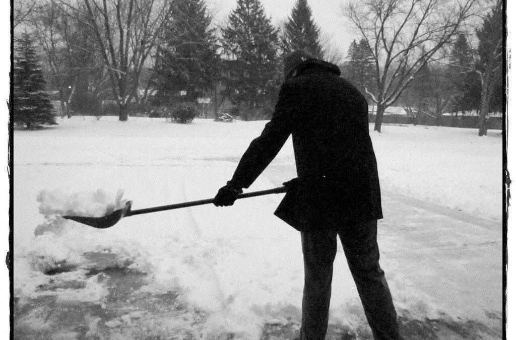 Snow Shoveling: How to Prevent Injuries and Stay Safe